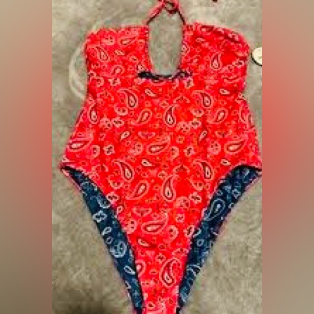 NEW REVERSIBLE SWIMSUIT - Picture 2 of 4